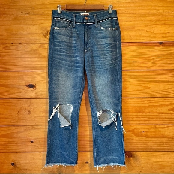 Madewell Retro Crop Bootcut Jeans: Knee Rip Edition 27 - Picture 3 of 12